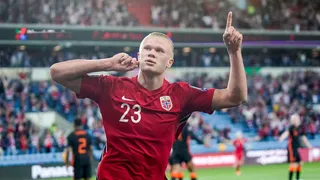 Erling Haaland se las ingenió para anotar en empate de Noruega ante Países Bajos