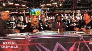 Bandera mapuche apareció en la transmisión de Royal Rumble