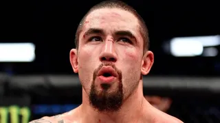 Robert Whittaker derrotó por decisión unánime a Darren Till en el UFC Island Fight 3