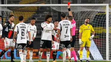 [VIDEO] Maximiliano Falcón fue expulsado ante Curicó Unido tras fuerte planchazo