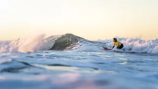 Team Chile tuvo histórica presentación en Mundial de Para Surf 2021 y logró el octavo puesto