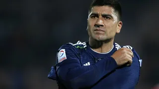 Siviero, el técnico que hizo debutar a David Pizarro: Es un jugador con una técnica exquisita, pero el tiempo pasa