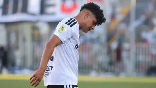 Claudio Aquino rompe el silencio en Colo Colo: lleva 7 partidos fuera por lesión