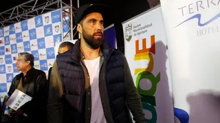 Claudio Bravo pidió “inclusión y empatía” tras polémica foto de hinchas en sillas de ruedas