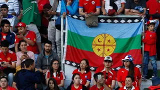 Jugadores de la Roja hicieron minuto de silencio en memoria de Camilo Catrillanca