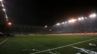 Partido entre Audax Italiano y U. Española estuvo detenido más de 20 minutos por falta de luz