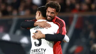 El gesto de Vozinha y el plantel de Colo Colo con Javier Correa