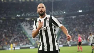 Medio italiano: Gonzalo Higuaín puede adelantar su retiro del fútbol