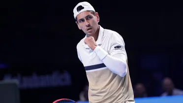 Alejandro Tabilo tuvo una sólida presentación en el debut del ATP 250 de Auckland