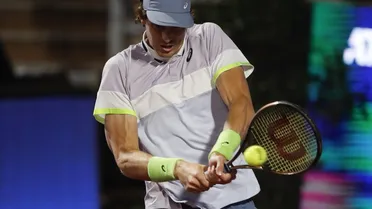 “Nico” Jarry dio vuelta la historia ante Hanfmann y encendió el court central de San Carlos