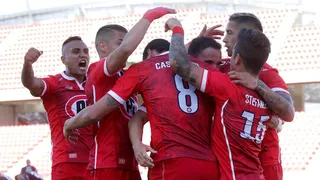 Unión La Calera superó al aguerrido Palestino y recortó la diferencia de Universidad Católica