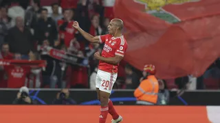 Joao Mario sorprendió con un triplete para Benfica ante Inter en el primer tiempo