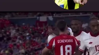 Arturo Vidal se sumó a la rabia chilena contra Wilmar Roldán