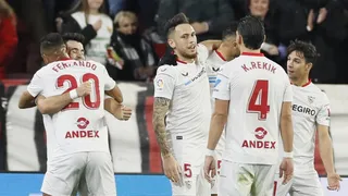 Sevilla venció a Elche y se despegó del descenso en la liga española