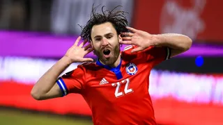 Sonrisa y maleta: Ben Brereton ya viaja a Chile para integrarse a la Roja