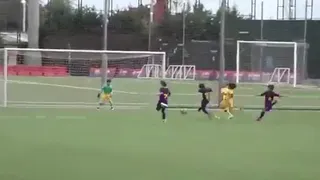 ¿Sigue la dinastía? Thiago Messi anotó un golazo en serie infantil de Barcelona