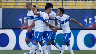Revive la victoria de Universidad Católica sobre Unión Española por el Torneo de Verano