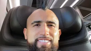 Arturo Vidal viajó con el plantel de Inter para enfrentar a Bologna