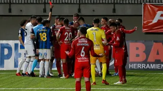 ¿Te parecieron? La expulsiones que complicaron a U. La Calera frente a Huachipato