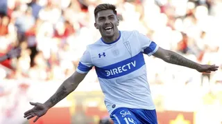 César Pinares sorprendió con un golazo para Universidad Católica ante Curicó