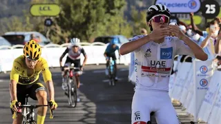 Tadej Pogacar ganó el embalaje a Roglic que sigue de líder