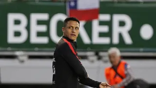 La presencia de Alexis Sánchez en el estreno ante Japón está en duda