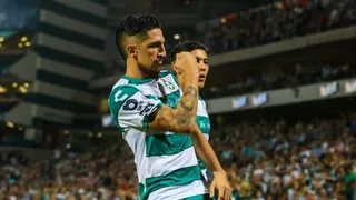 El golazo de Diego Valdés en la abultada victoria de Santos Laguna sobre Veracruz
