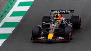 Sergio “Checo” Pérez saldrá desde la pole en el Gran Premio de Arabia Saudita