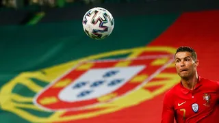 ¿El peor de su carrera? El horrendo tiro libre de Cristiano Ronaldo ante Israel