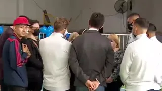 Jugadores de la U y Luis Roggiero asistieron al velorio de Leonel Sánchez