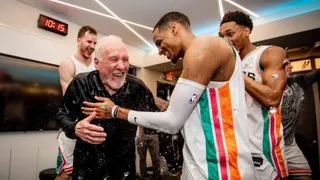Gregg Popovich hizo historia al convertirse en el técnico con más victorias en la NBA