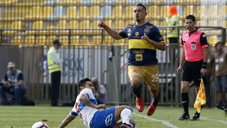 Universidad Católica igualó con Everton en el inicio del Torneo de Verano