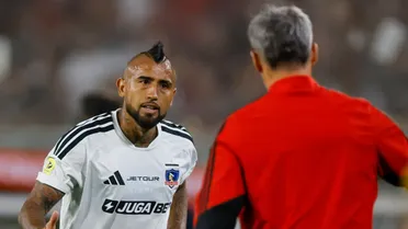 ¿Se acabó el Vidal volante?: la decisión que analiza Ortiz en Colo Colo