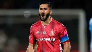 El emotivo saludo de U de Chile a Johnny Herrera