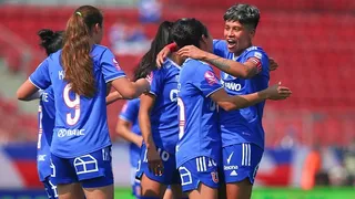 U. de Chile aplastó a la UC por el torneo femenino en el retorno al Estadio Nacional