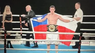 Julio Alamos se convirtió en campeón Intercontinental de la IBO en Alemania