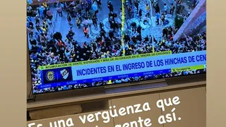 Di María criticó a la policía por incidentes con hinchas de Central: Los tratan como perros