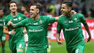 Erick Pulgar brilló y aportó un gol en victoria de Fiorentina sobre AC Milan en la Serie A