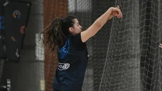 Presidente Boric fue hasta Ministerio de Medio Ambiente para saludar a Paula Carrasco, seleccionada de baloncesto