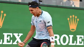 Tabilo sufre pero avanza en Roland Garros tras épica batalla de cinco sets
