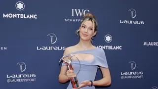 La esquiadora Eileen Gu y la piloto Carmen Jordá deslumbraron en la entrega de premios Laureus