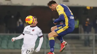 Gary Medel fue titular en la caída de Bologna ante Hellas Verona en la Serie A