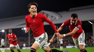 Manchester United tumbó como visita a Fulham con un agónico golazo de Alejandro Garnacho