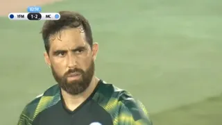 La soberbia tapada de Claudio Bravo que sostuvo la victoria de Manchester City ante Yokohama