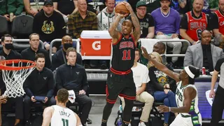 Chicago Bulls sorprendió a los Bucks de la mano de DeMar DeRozane igualó la serie