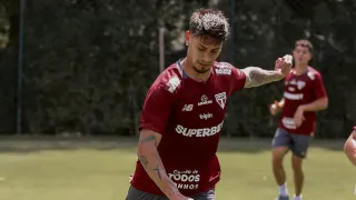 Libre y con pasado europeo: el nombre que comienza a sonar fuerte en Colo Colo