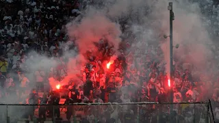 Tribunal dejó pendiente posible castigo a Colo Colo por incidentes en el Superclásico