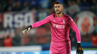 Thomas Gillier estará varios meses fuera por lesión: ¿La UC irá por un nuevo arquero?