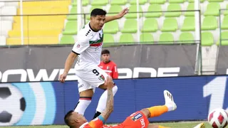 Cecilio Waterman encaminó con un doblete la sólida remontada de Cobresal sobre Palestino