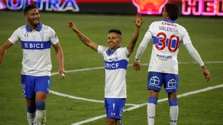 Diego Buonanotte desató la alegría en San Carlos al cerrar la goleada de la UC ante Melipilla